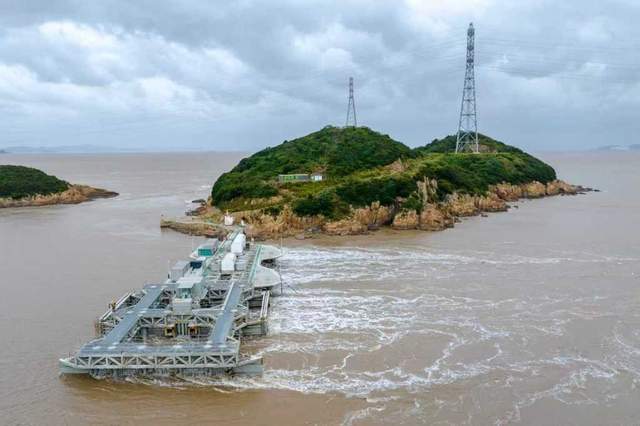 【中華魂今日要訊】焦點:超三千名海內外科技領袖聯名呼吁暫停開發&ldquo;超級智能&rdquo;!
